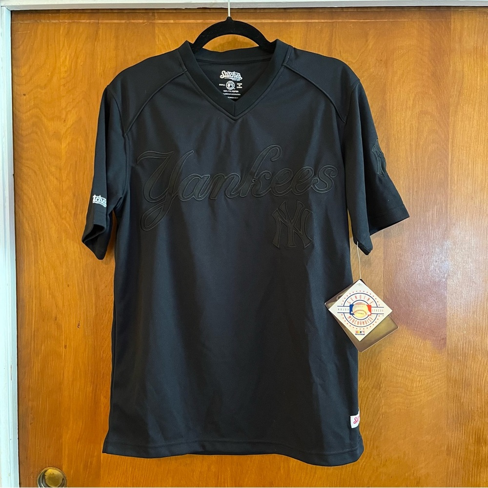 Men's Yankees Black on Black jersey look shirt